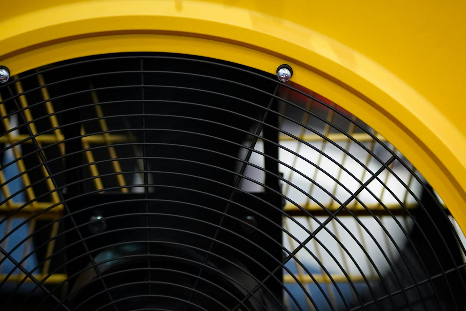 Ventilateur de séchage professionnel utilisé pendant un assèchement